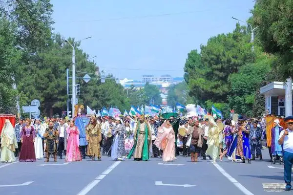 Pushti peonlar